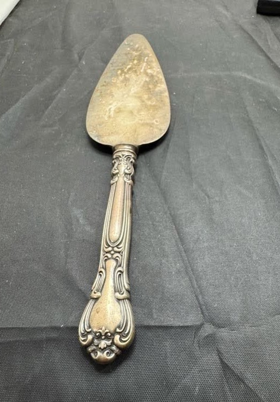 Vintage Gorham Chantilly Sterling Silver Handle Cake / Pie Server Ornate 9.5"
